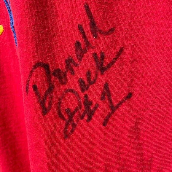 Vintage 90s Mickey & Co Disney Red Autographed Tshirt XL - Picture 9 of 13